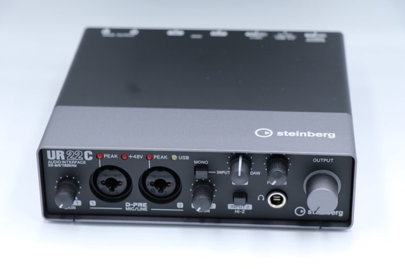 Steinberg UR22Cをレビュー。1万円台で機能性抜群のオーディオ 
