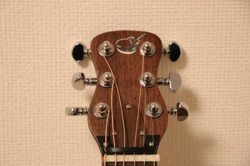 OF410のギターヘッド
