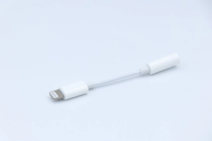 Apple Lightning - 3.5 mmヘッドフォンジャックアダプタ