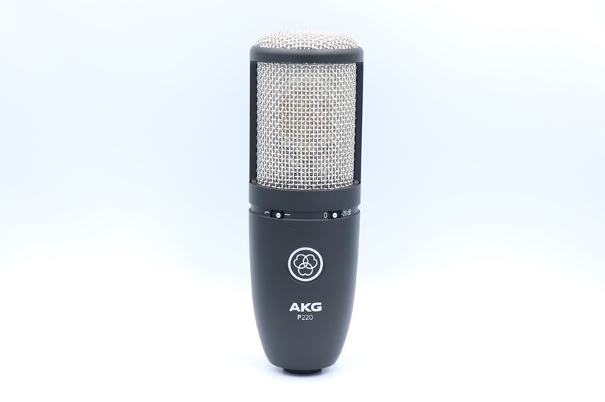 AKG P170をレビュー。楽器の録音に適したスティック型コンデンサー 
