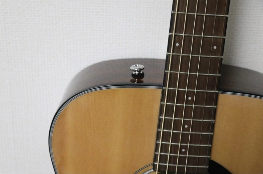 Fender CC-60S Concert ストラップピン