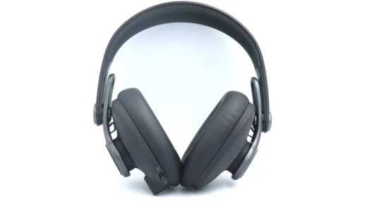 AKG K371-BT-Y3をレビュー。Bluetooth、有線両対応で優れた音質のモニターヘッドホン