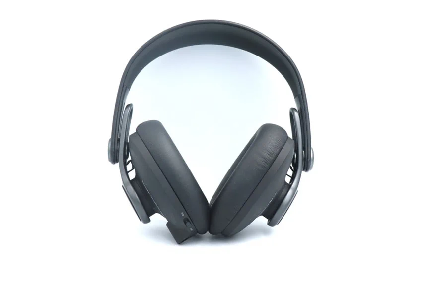 オーディオ機器 ヘッドフォン AKG K371-BT-Y3をレビュー。Bluetooth、有線両対応で優れた音質の 