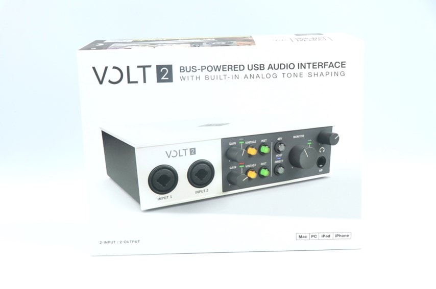 Universal Audio Volt 2 外箱