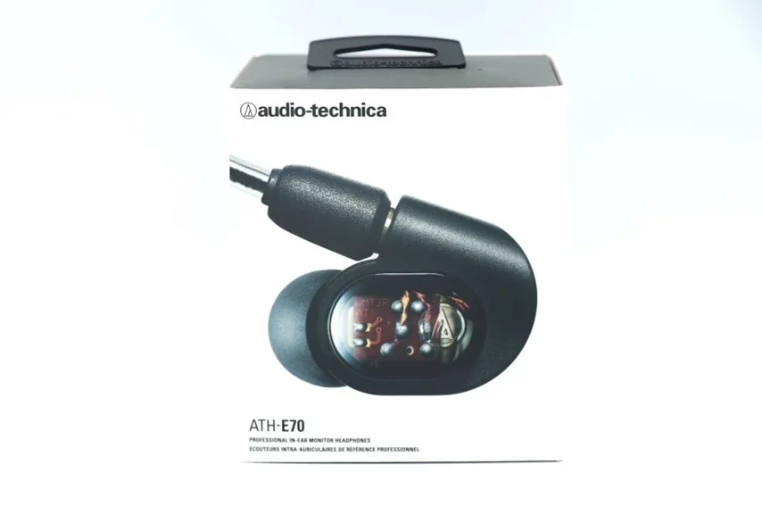 audio technica ATH-E70の外箱