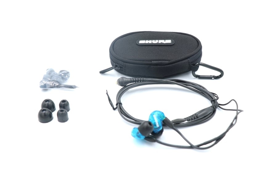 SHURE SE215 Special Editionの付属品一式